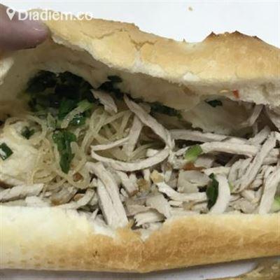 Sơn Hà Nội – Bánh Mì, Đùi Gà & Xúc Xích