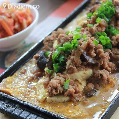 The Hawker – Trung Hòa