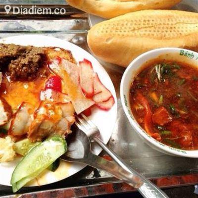 Trâm – Bánh Mì Sốt Vang Đình Ngang