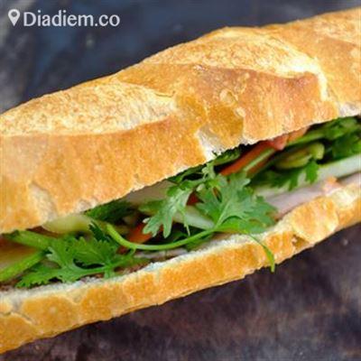 Trường Hải – Lò Bánh Mì