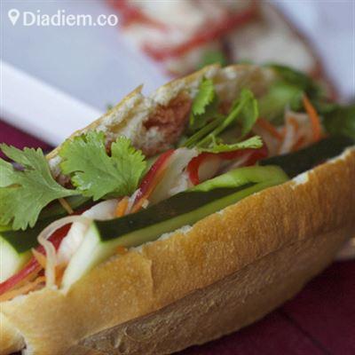 Xe Bánh Mì C1 – Đại Học Cần Thơ
