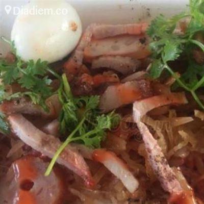 Xôi Mặn & Bánh Mì – Đường 3 Tháng 2