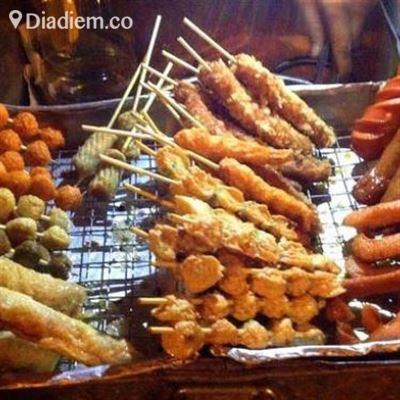 Xúc Xích & Nem Chua Rán – ĐH Tự Nhiên