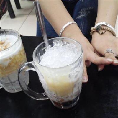 Quán Chè Cung Đình Huế