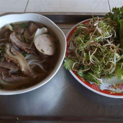 Bún Bò Hai Cụ Già