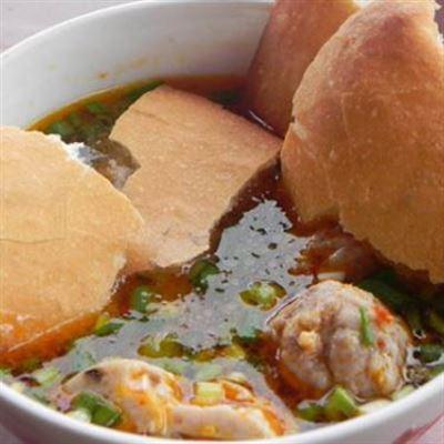 Bánh Mì Xíu Mại – Nguyễn Ái Quốc