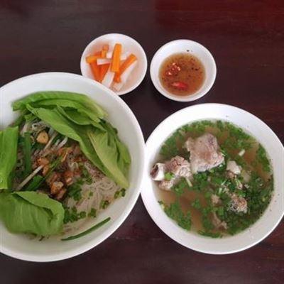 Hoàng Dung – Hủ Tiếu Mì