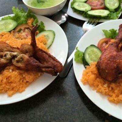 Cơm Gà Xối Mỡ 68