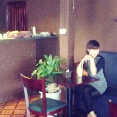 The Cafe – Đường Đê Quỳnh Lâm
