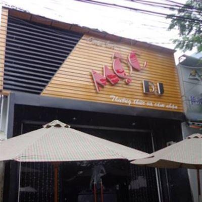 Mộc DJ Cafe