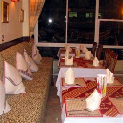Omar’s Indian – Nhà hàng Ấn Độ