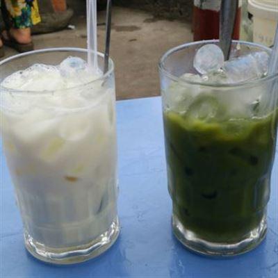 Nguyệt – Sữa Đậu Nành & Sữa Mè