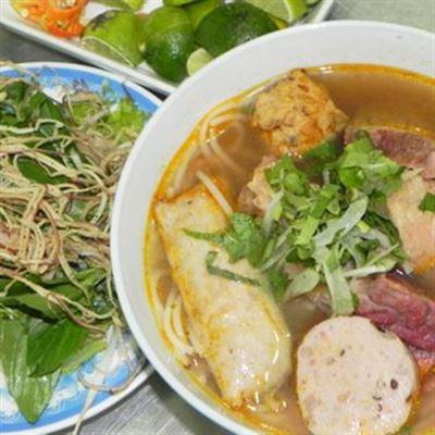 Phở Bò Giò Heo