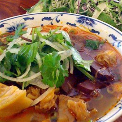 Bún Bò – 15/6 Hoàng Hoa Thám