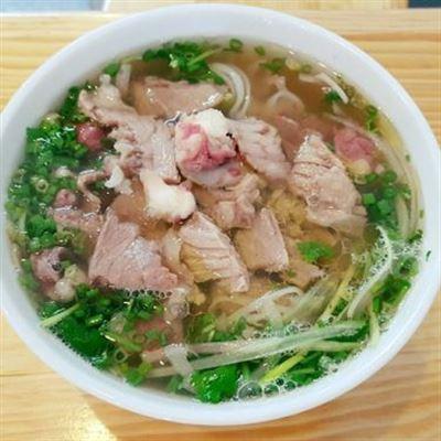 Quỳnh Anh – Cơm & Phở