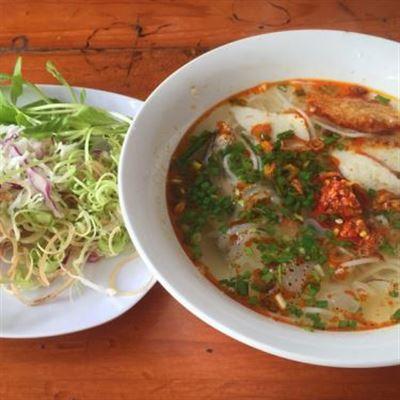 Bánh Canh Cô Sen