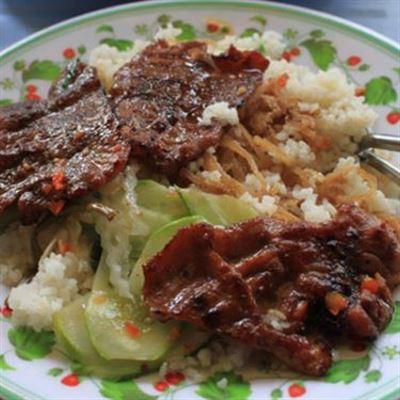 Cô Hương