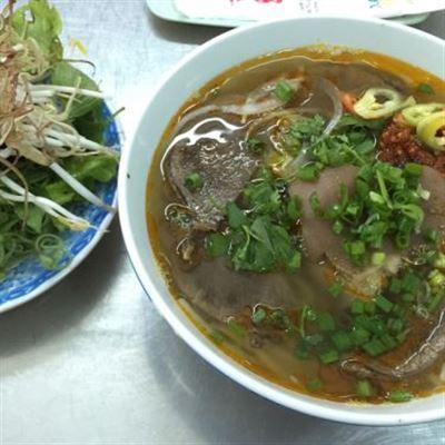 Quán Cô Kim – Bò Kho, Bún & Mì Quảng