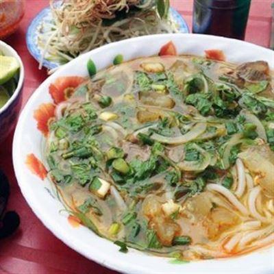 Cô Liên – Bún Bò Bình Dân