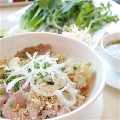 Phở, Hủ Tiếu Khô – Nguyễn Bỉnh Khiêm