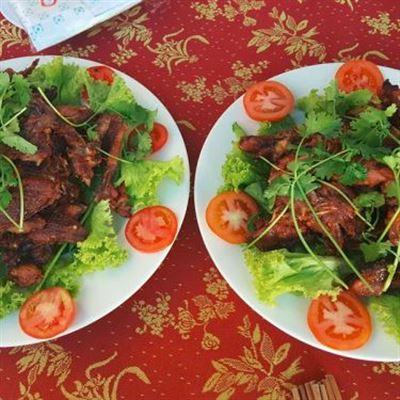 Quán Ăn Sáu Phát – Vịt Nướng
