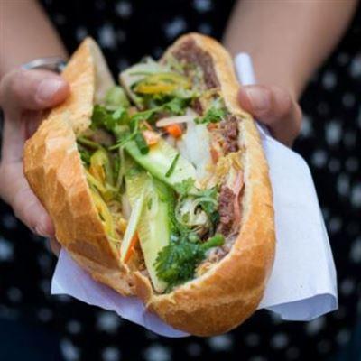 Bánh Mì – Đối Diện 50/3 Trần Quốc Toản