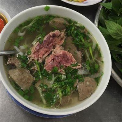 Phở Gõ – Trần Nhật Duật