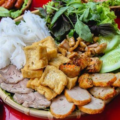 Cu Ben – Bún Đậu & Ăn Vặt