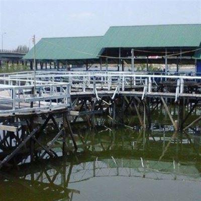 Quán Hải Sản Thủy Triều Cam Ranh