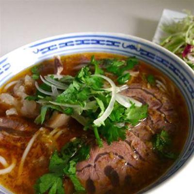 Bún Bò Huế 100 – Ngô Gia Tự