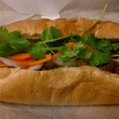 Bánh Mì Thịt 28