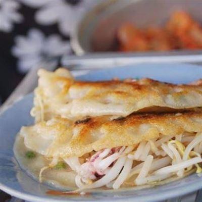 Bánh Căn & Bánh Xèo Bình Dân