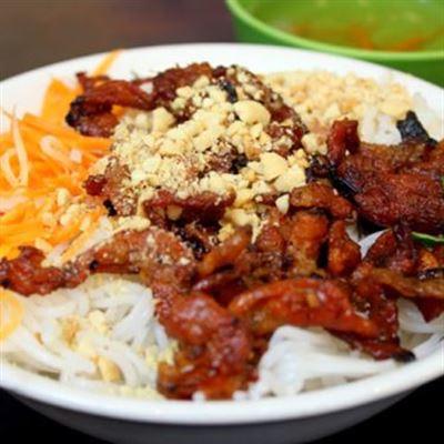 Bún Thịt Nướng Hồng Đào