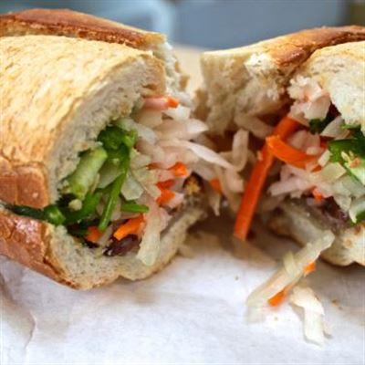 Bánh Mì Bà Tâm