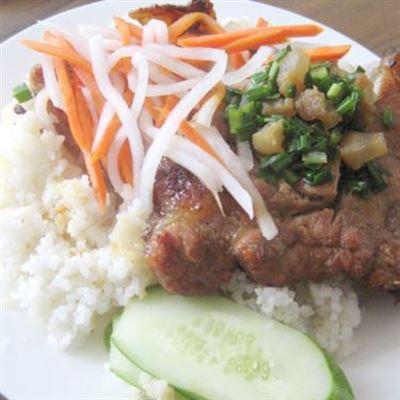 Cơm Tấm – Phạm Hữu Lầu