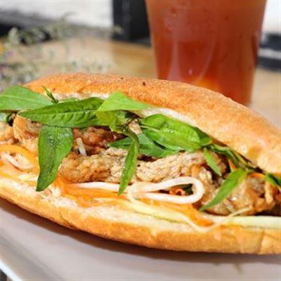 Bánh Mì Chả Cá Nha Trang