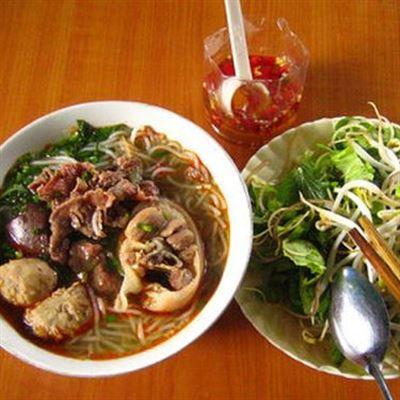 DoMiNo- Bún Riêu Trứng Mực & Rau Nhút