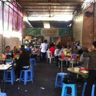 Quán cơm Hương Huế