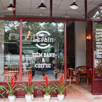 Levain Bakery & Coffee