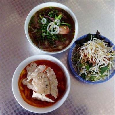 Trâm – Bún Bò Huế, Mì Quảng & Bún Riêu