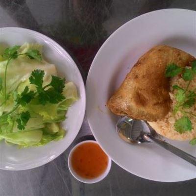 Diễm Xưa – Cơm Gà Xối Mỡ