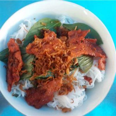 Quán Loan – Bánh Cuốn & Bún Thịt Nướng