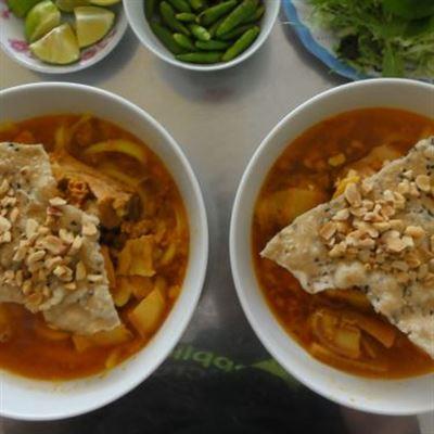 Thúy – Mì Quảng, Bún Bò Huế & Bún Mọc