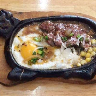 Mặt Trời Đỏ – Beefsteak, Hủ Tiếu & Miến Gà
