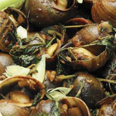 Ốc Yersin – Hải Sản & Món Nướng