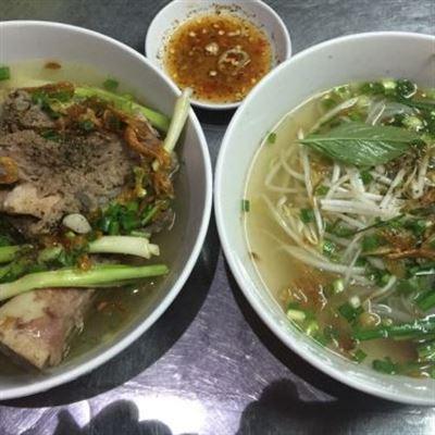 Quán Trang – Hủ Tiếu Xá Xíu, Bò Viên & Xương