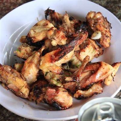 Quán Tuyết Hoa – Gà Nướng & Cơm Lam