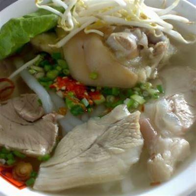 Ti Ti – Hủ Tiếu, Bánh Canh