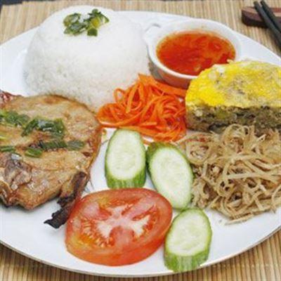Quán Cơm Hoà Sơn