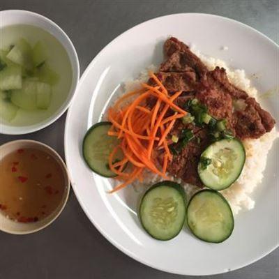 Cơm Thịnh Trung Hiếu